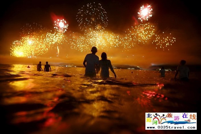 北戴河南戴河?xùn)|戴河煙花焰火沙灘篝火晚會