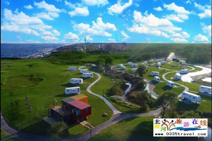 北戴河時(shí)間海岸海景房車