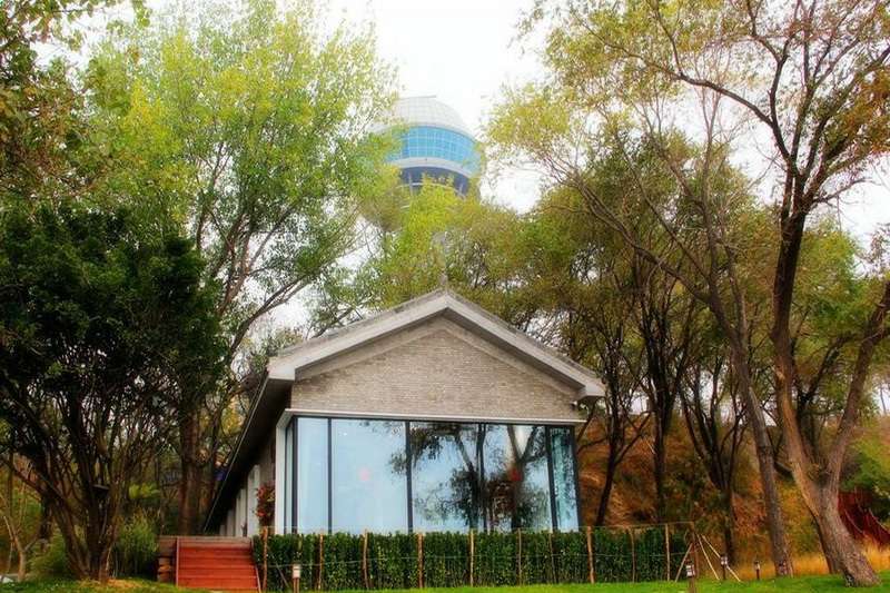 秦皇島北戴河草坪教堂高端婚禮現(xiàn)場推薦：秦皇島西港花園——海誓花園18633570222